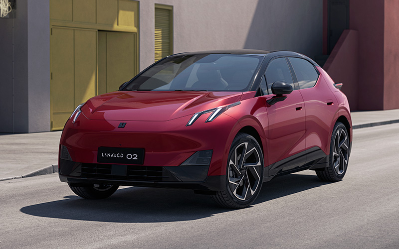 LYNK & CO 02 von vorne