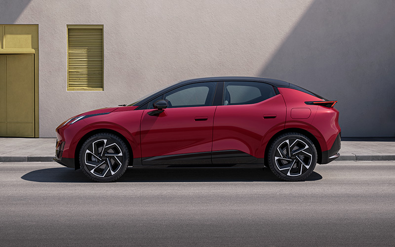 LYNK & CO 02 rot
